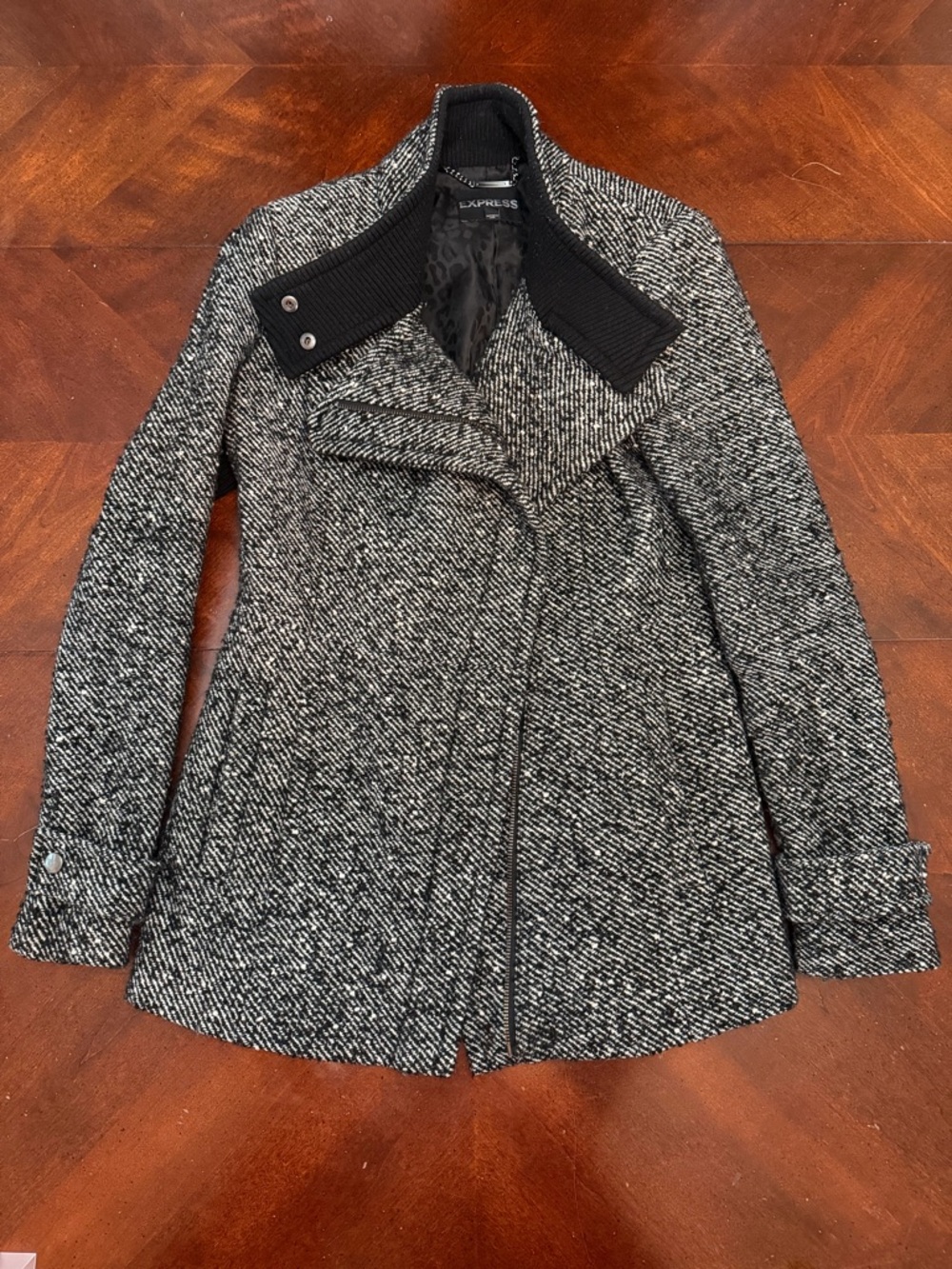 Express Women's Black & White Tweed Wool Blend Jacket